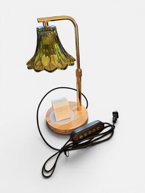 Green Glass Flower Shade Desk Lamp